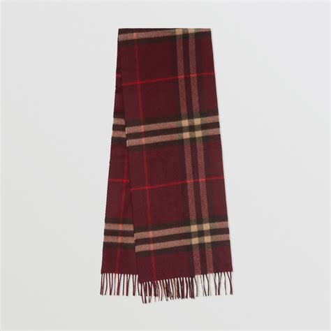 burberry burgundy scarf|Burberry scarf vs real.